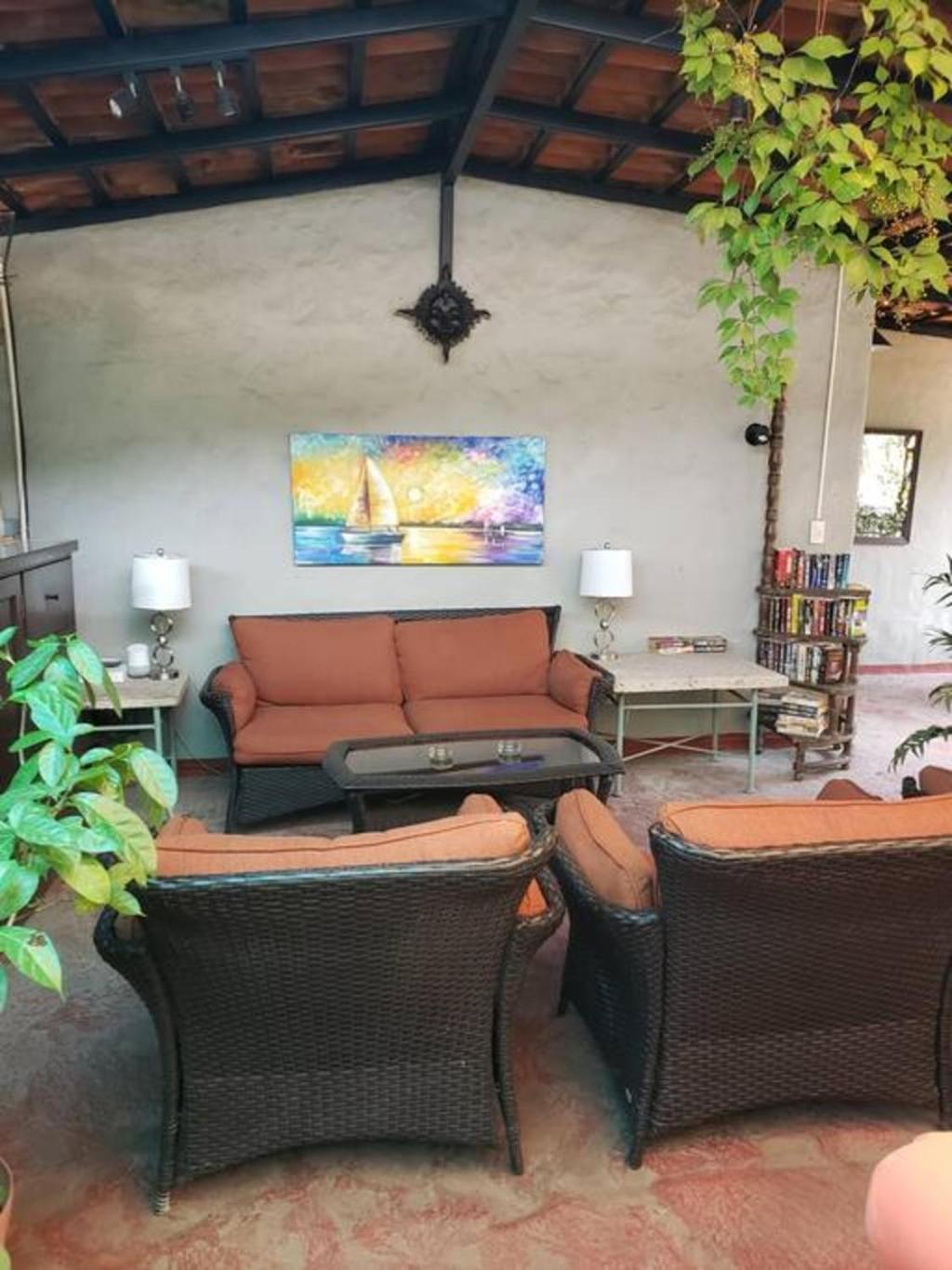 Enjoy Ac In The Queen'S Suite At Inn Ajijic Exterior photo
